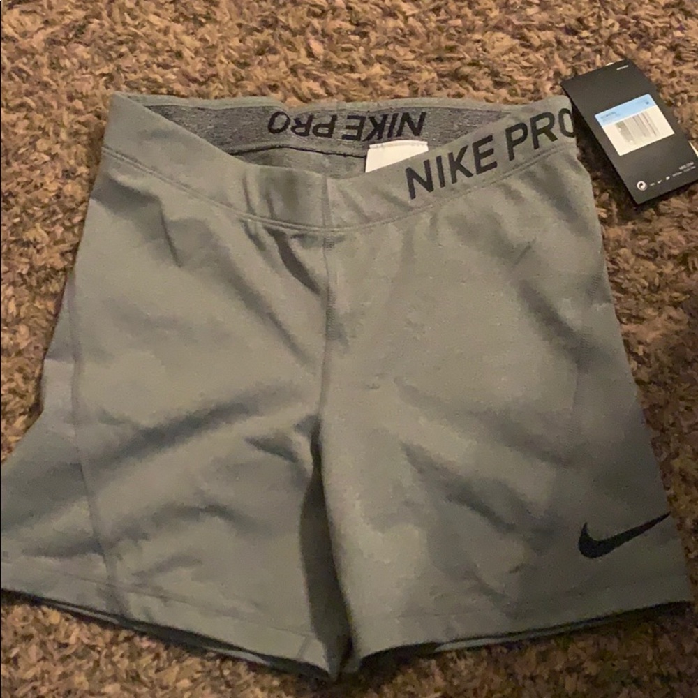 Nike Pro training spandex/volleyball shorts